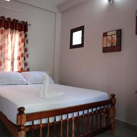 Villa Anandha Thiruvananthapuram Exteriör bild